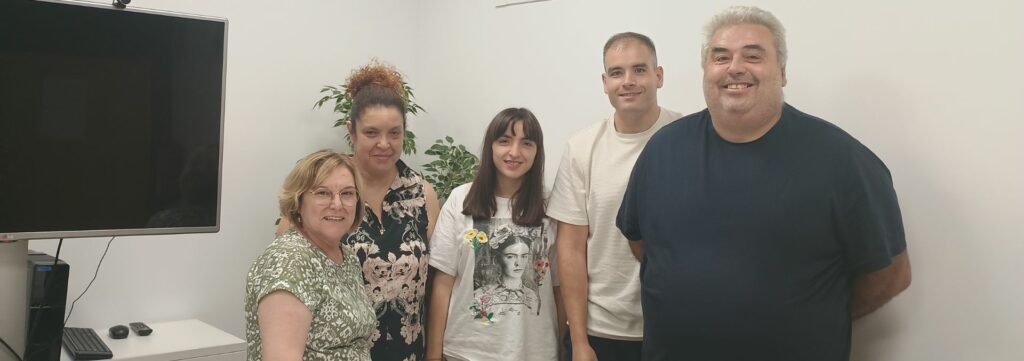 alumnos-curso-limpieza-lavanderia-itinerarios-integrados-inclusion-laboral-salud-mental